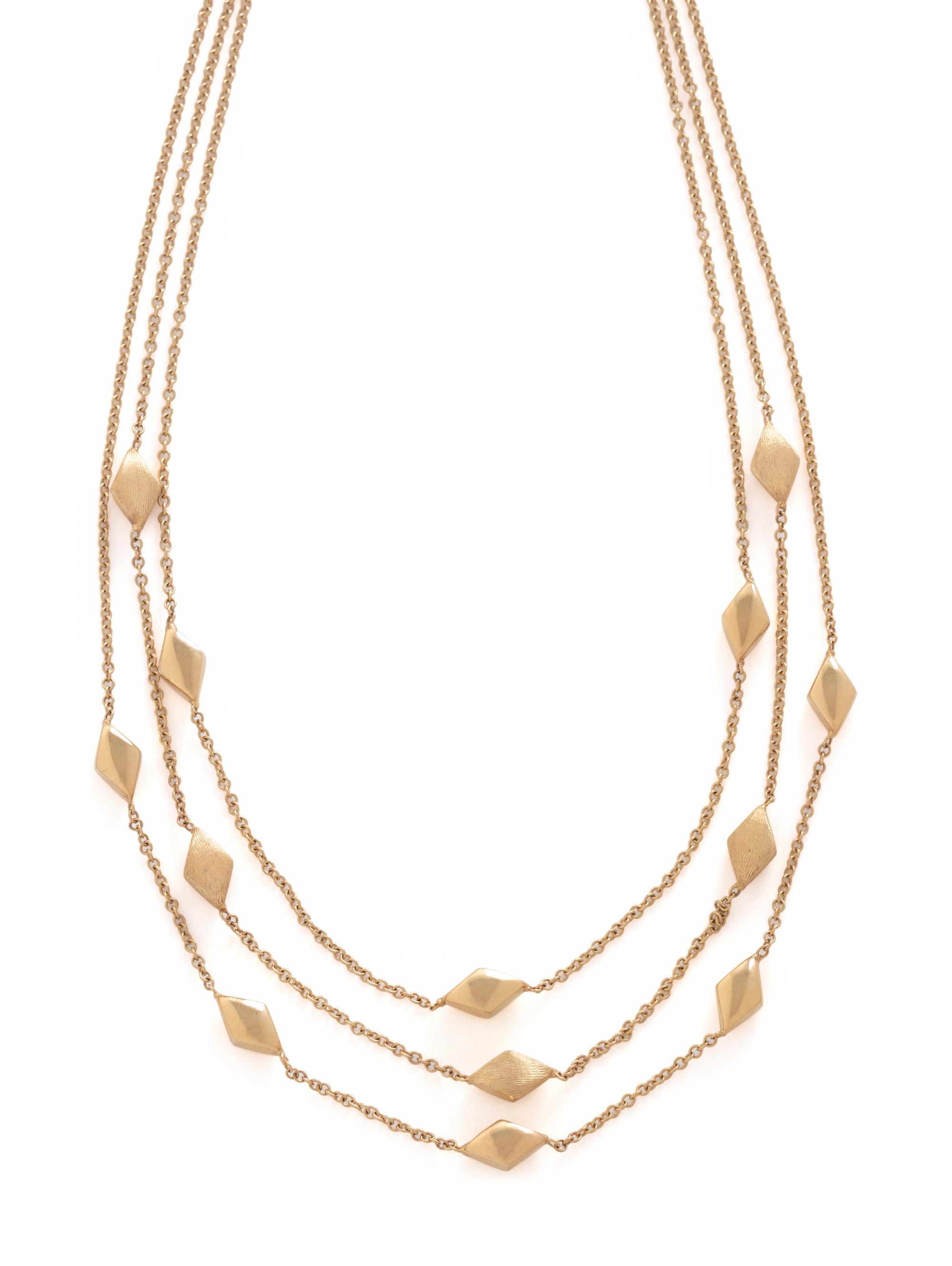 YELLOW GOLD TRIPLE CHAIN NECKLACE