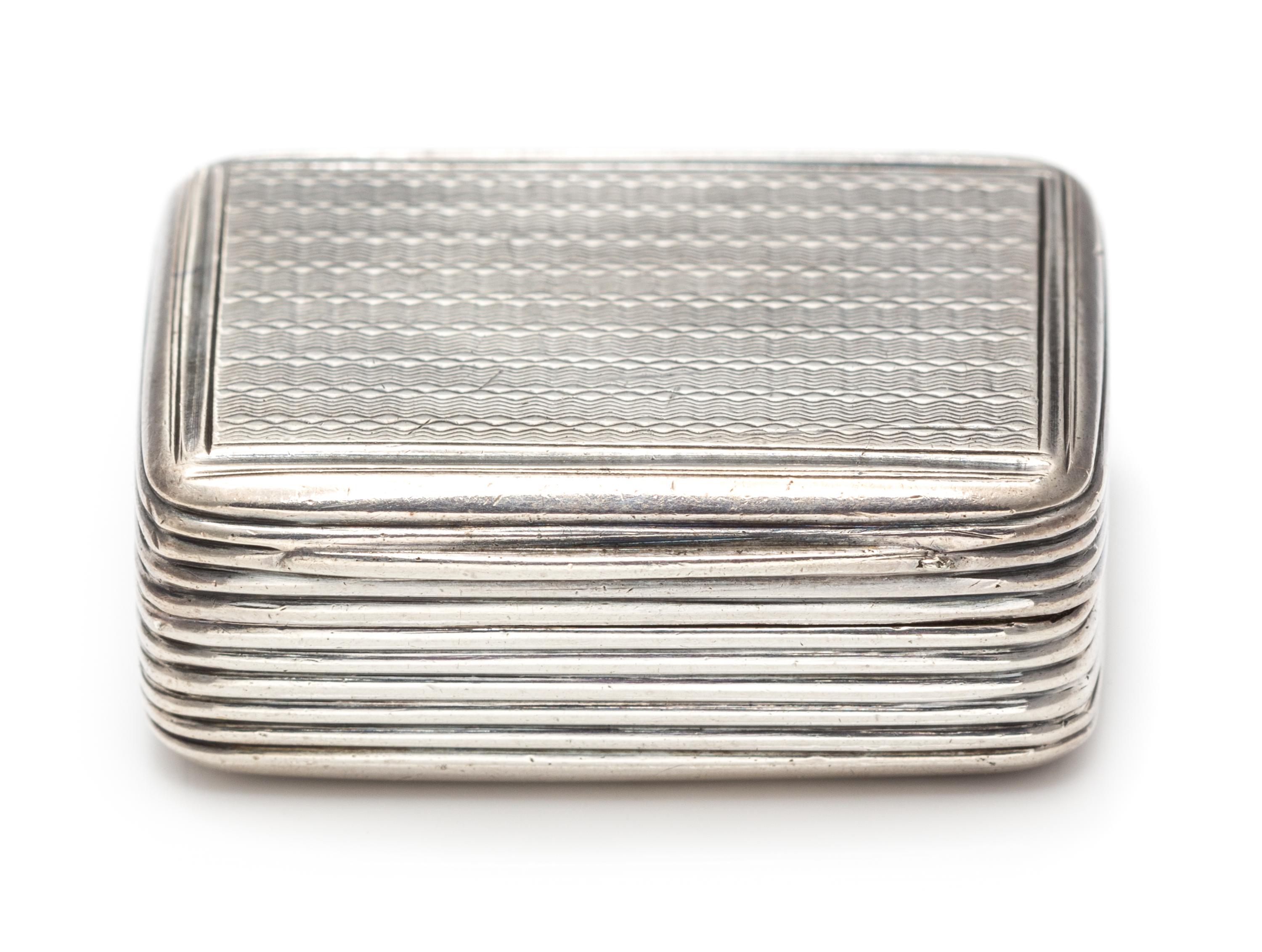 A George III Silver Vinaigrette, Likely William Esterbrook, London, 1819, the lid and underside worked with engine turned decoration, t