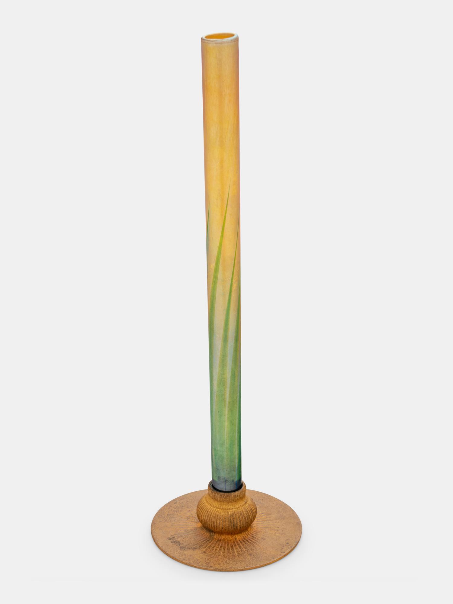 Bud Vase