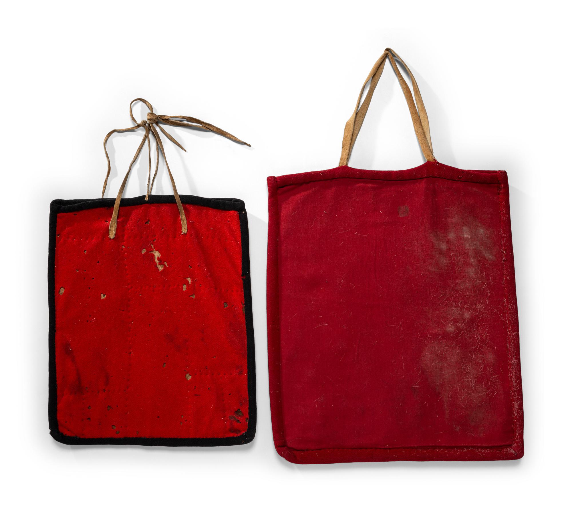 Plateau Beaded Flat Bags, Elk