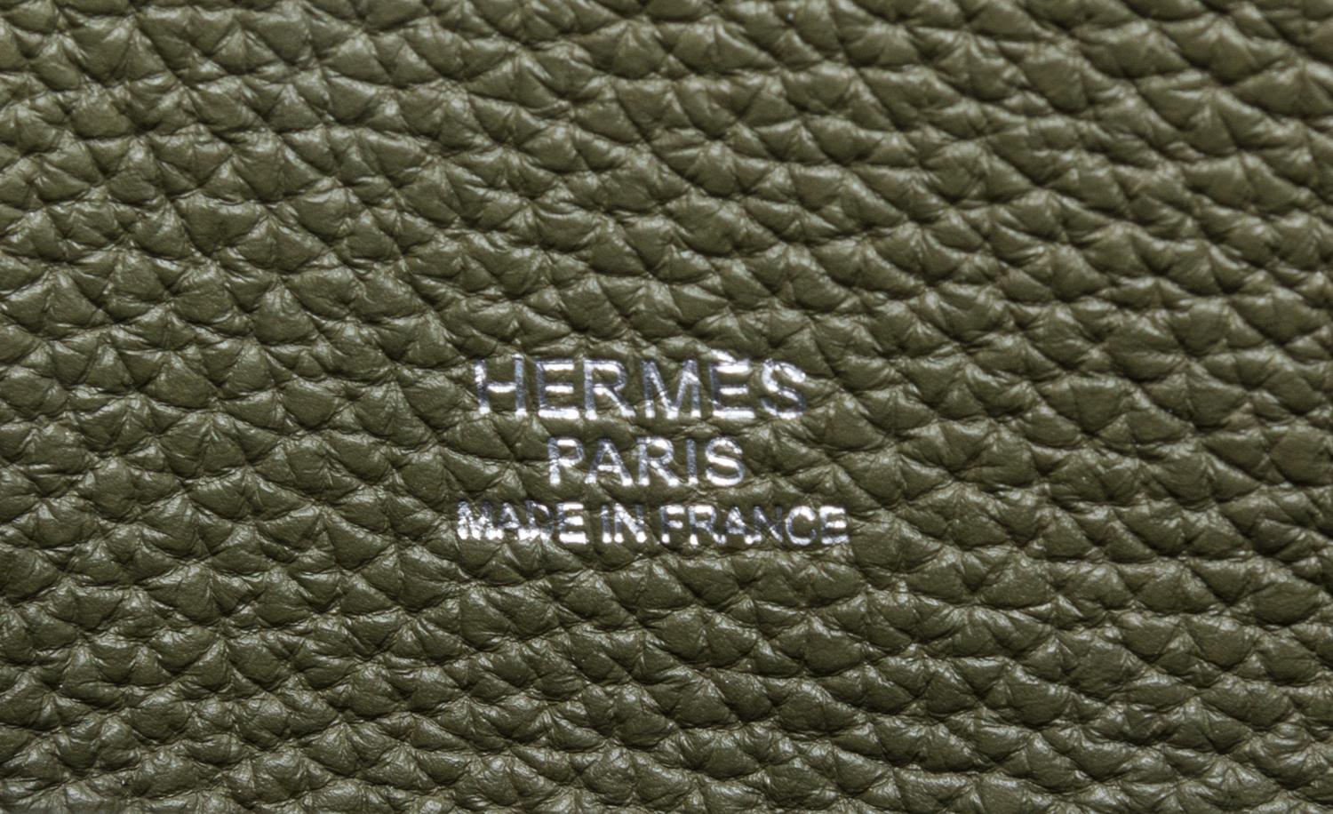 An Hermes Vert Veronese Togo 22cm So-Kelly Handbag, 9" x 11" x 4.5".