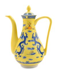 A Chinese Porcelain Dinner Service