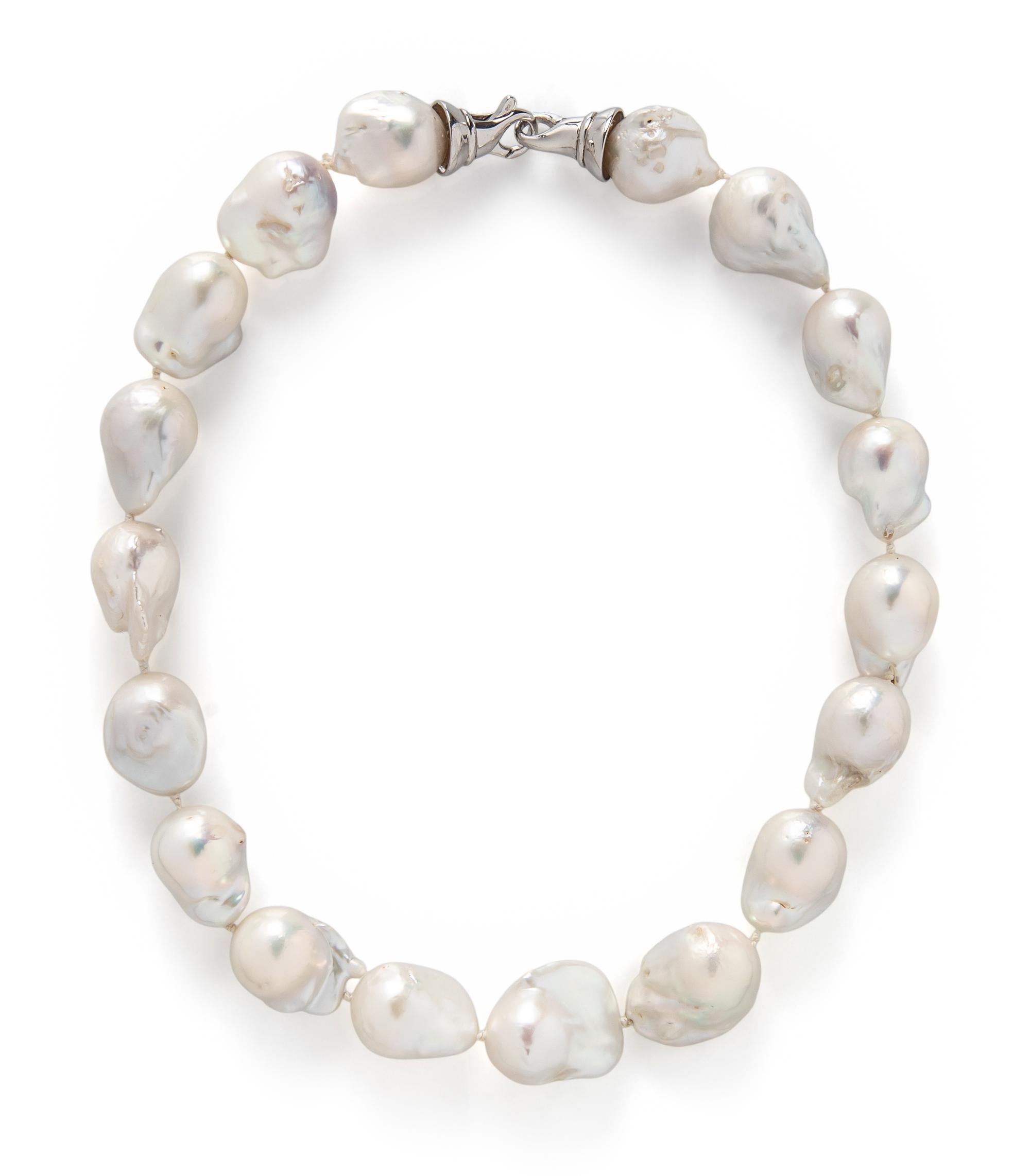 BAROQUE CULTURED PEARL NECKLACE