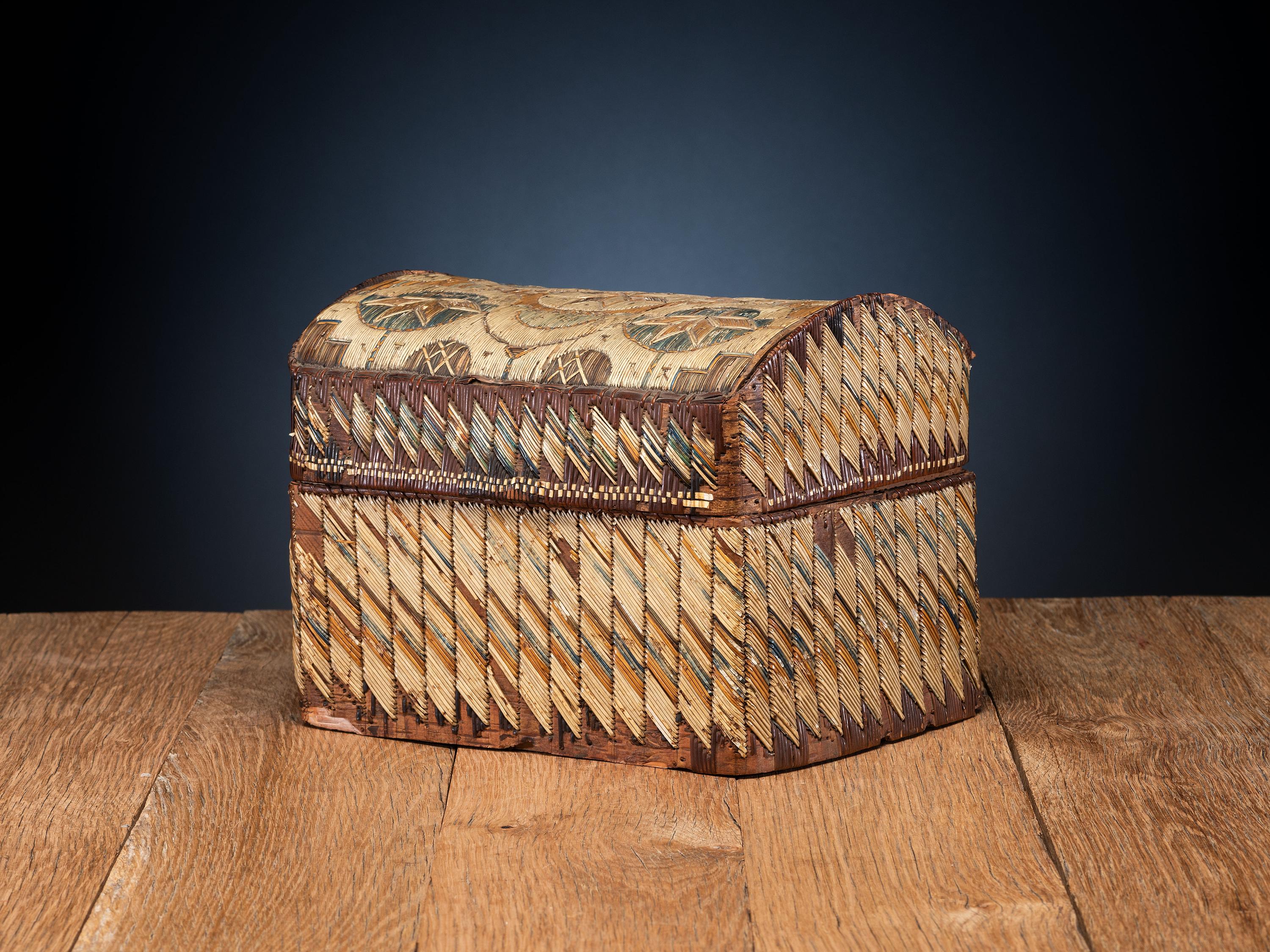 Mi'kmaq Quilled Birchbark Box