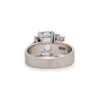 AQUAMARINE AND DIAMOND RING