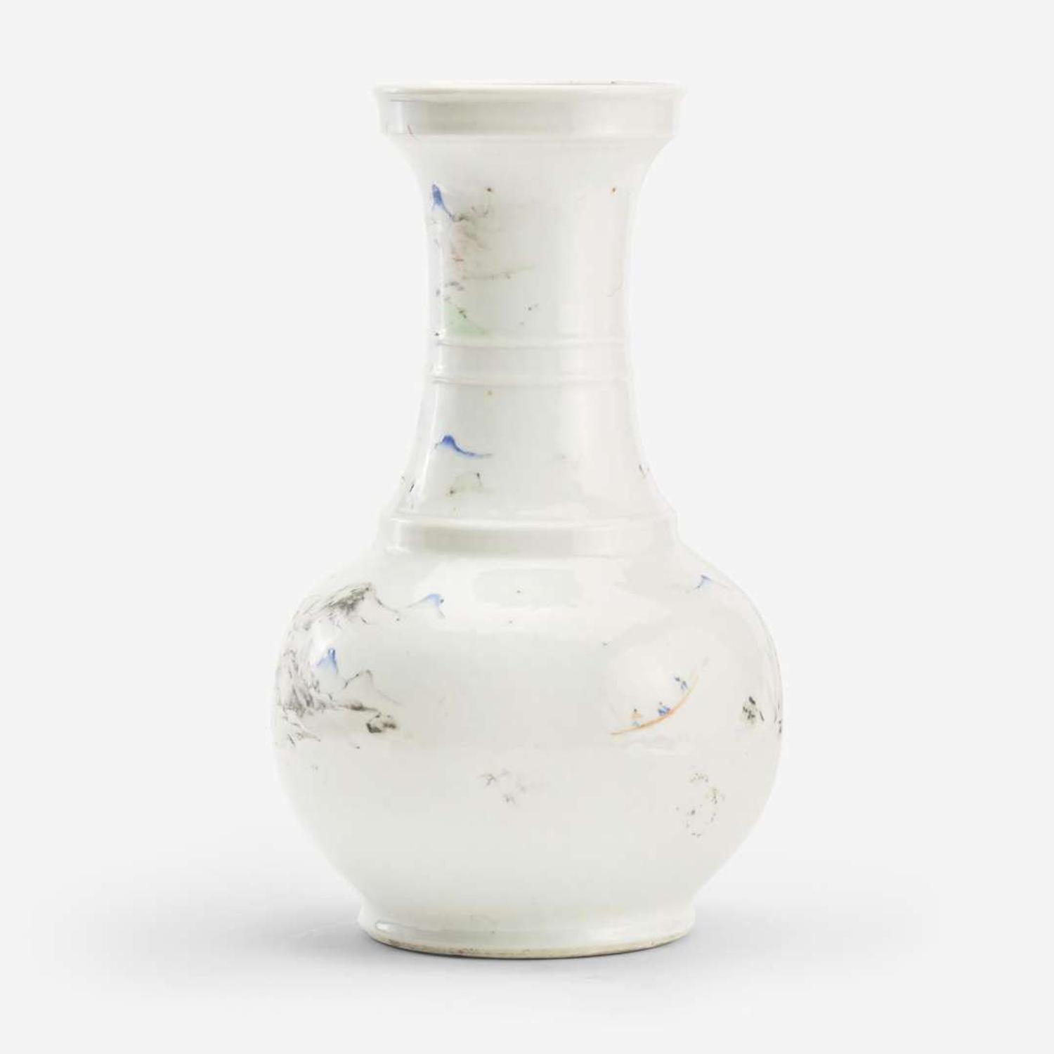 A Chinese porcelain large bottle vase decorated with landscapes 瓷胎画山水荸荠瓶 Qing dynasty ?