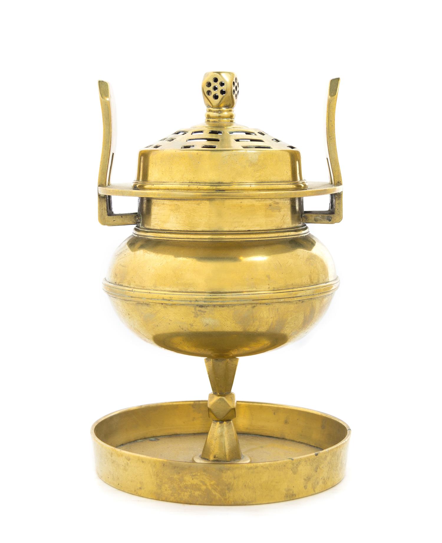 A Korean Bronze Incense Burner LATE CHOSON DYNASTY, 19TH CENTURY Height 9 3/4 inches. — LATE CHOSON DYNASTY, 19TH CENTURY