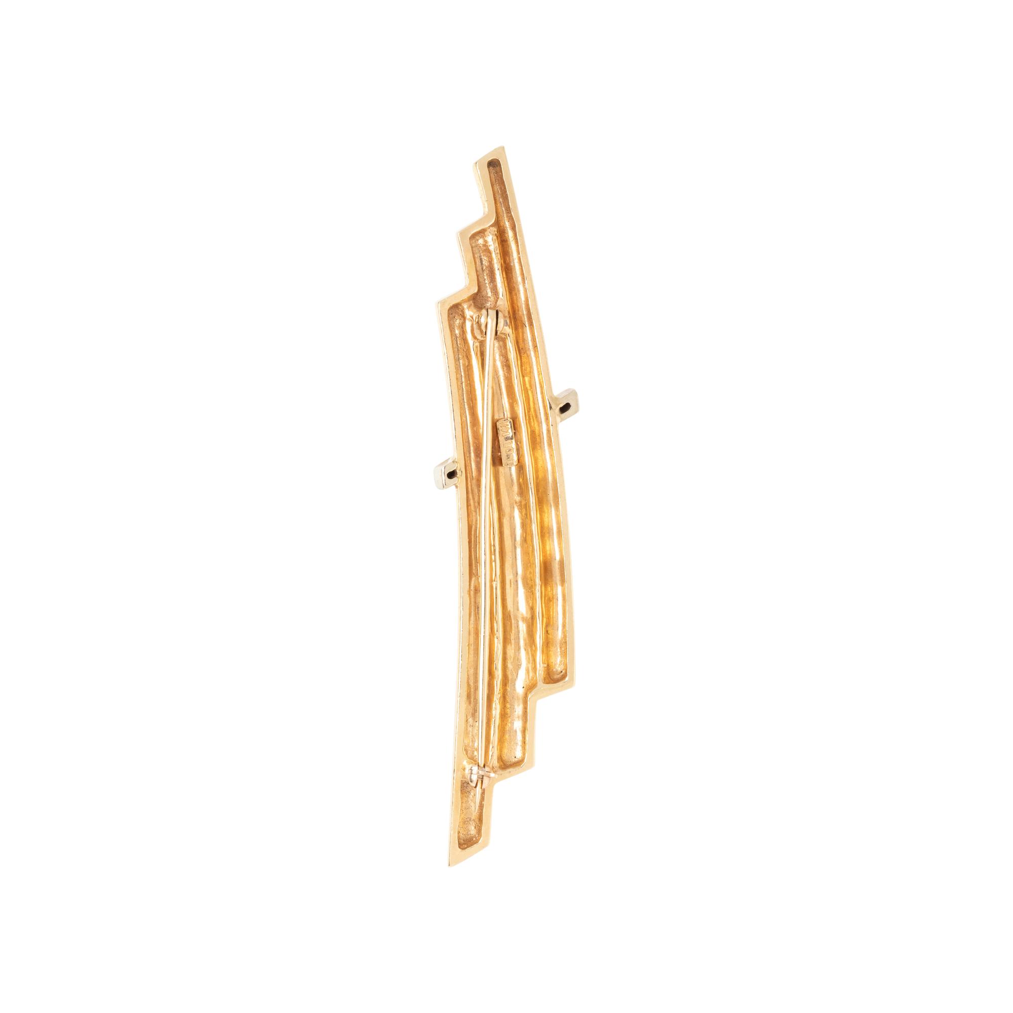 YELLOW GOLD BROOCH