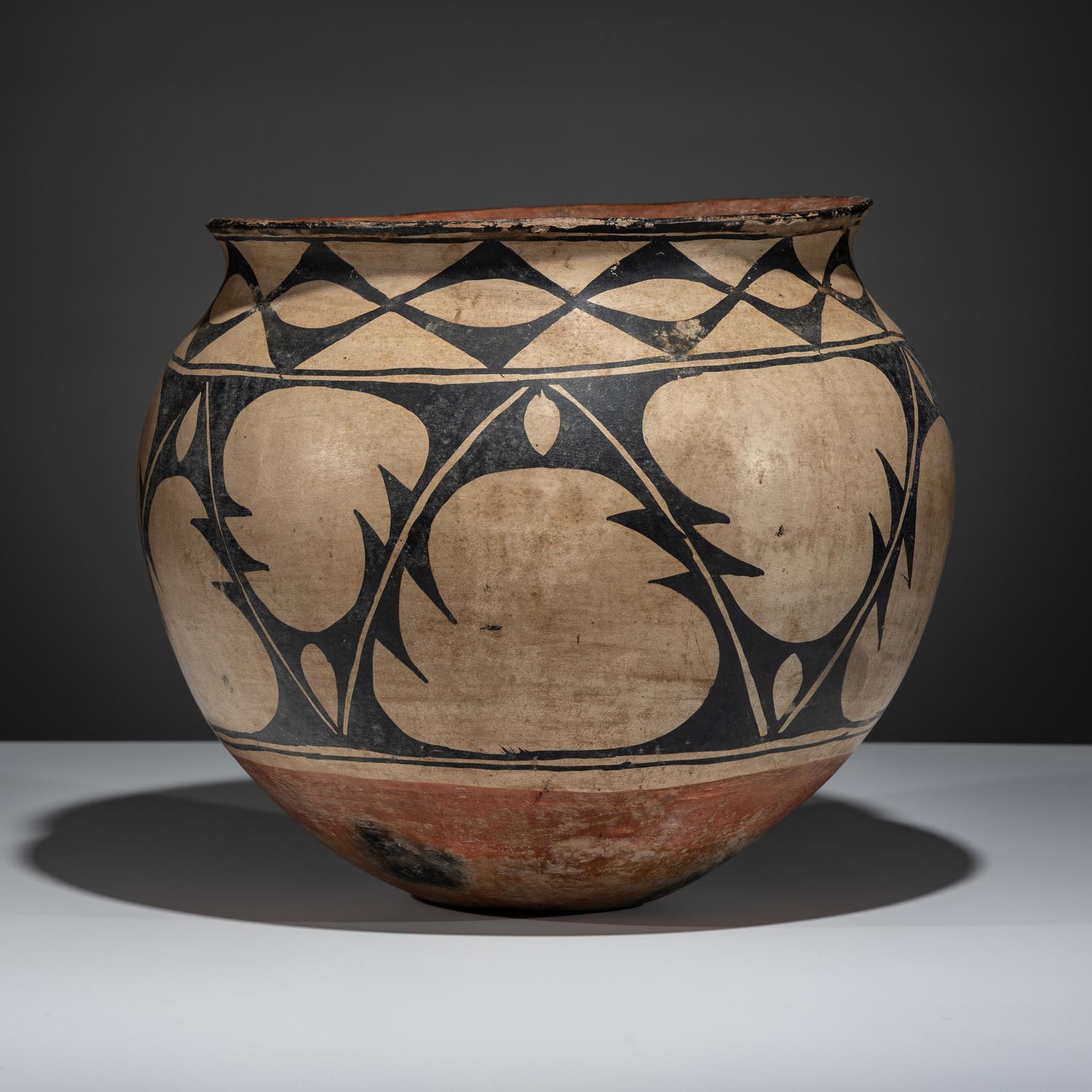 Kewa Pottery Storage Olla