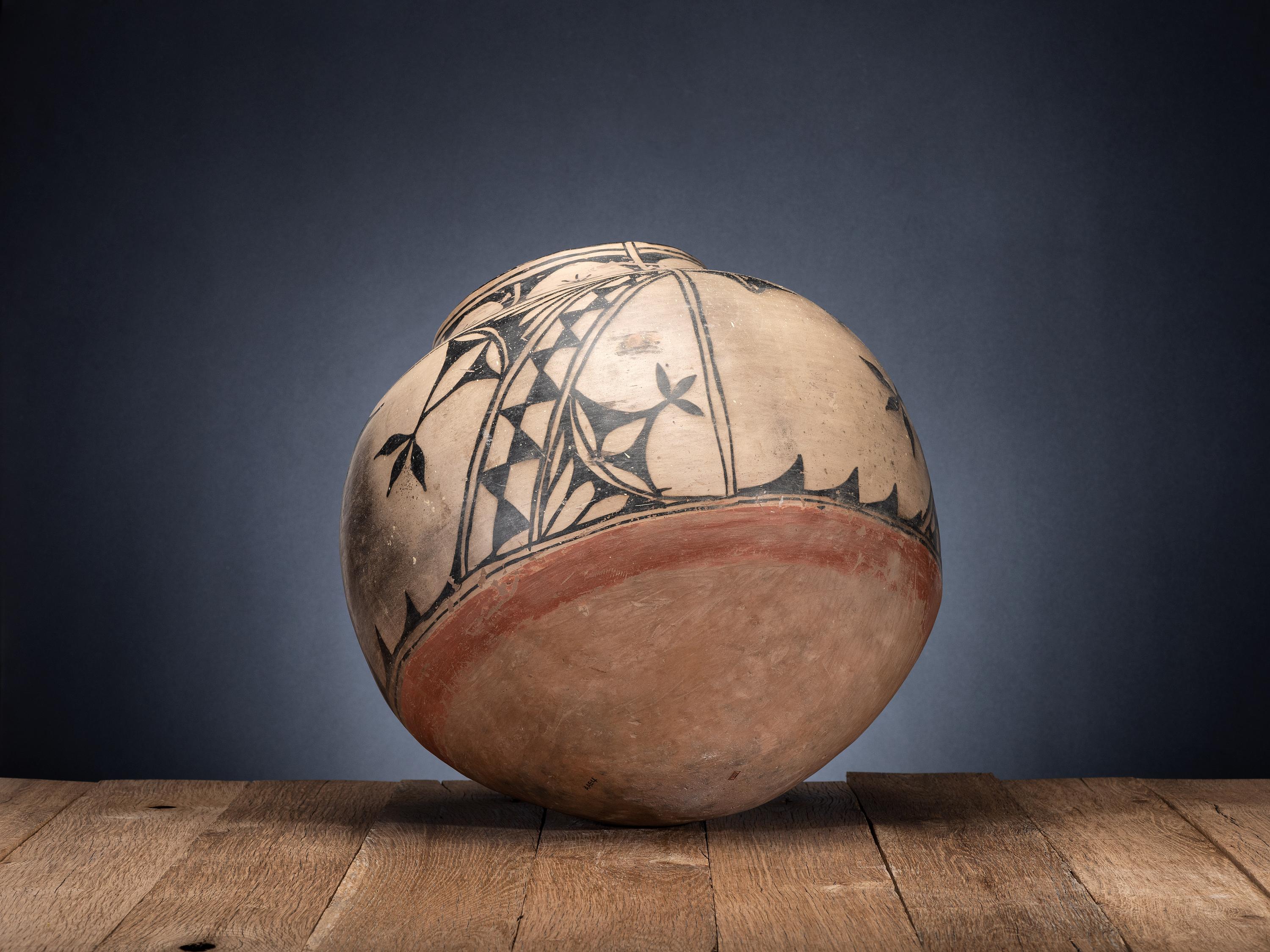 Large Cochiti Pottery Storage Jar