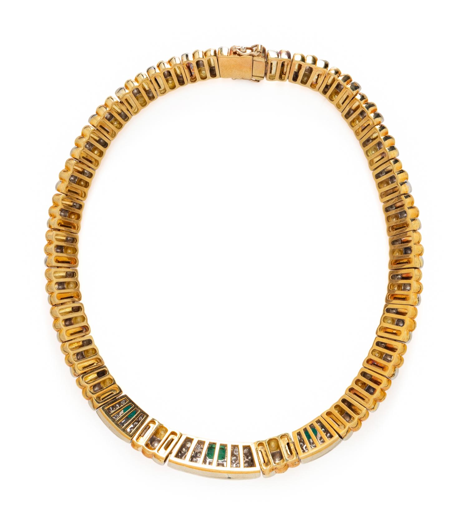 BICOLOR GOLD, EMERALD, AND DIAMOND NECKLACE AND EARRINGS