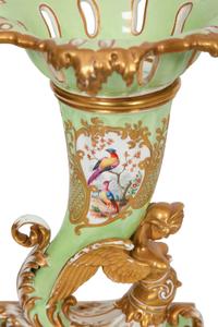 A Pair of Chamberlain's Worcester Apple Green-Ground Porcelain Cornucopia Vases