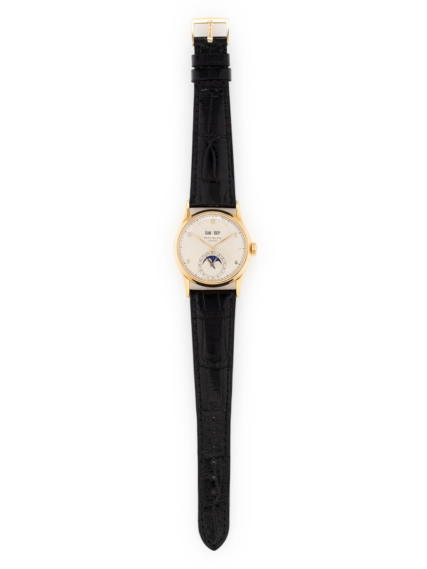 PATEK PHILIPPE, REF. 1526J 18K YELLOW GOLD PERPETUAL CALENDAR MOONPHASE WATCH, EXTRACT FROM THE ARCHIVES