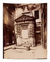A pair of prints depicting Fontaine Jarente ( Fontaine Jarente - impasse Jarente , 1898; Fontaine Jarente, rue Jarente, 1922)