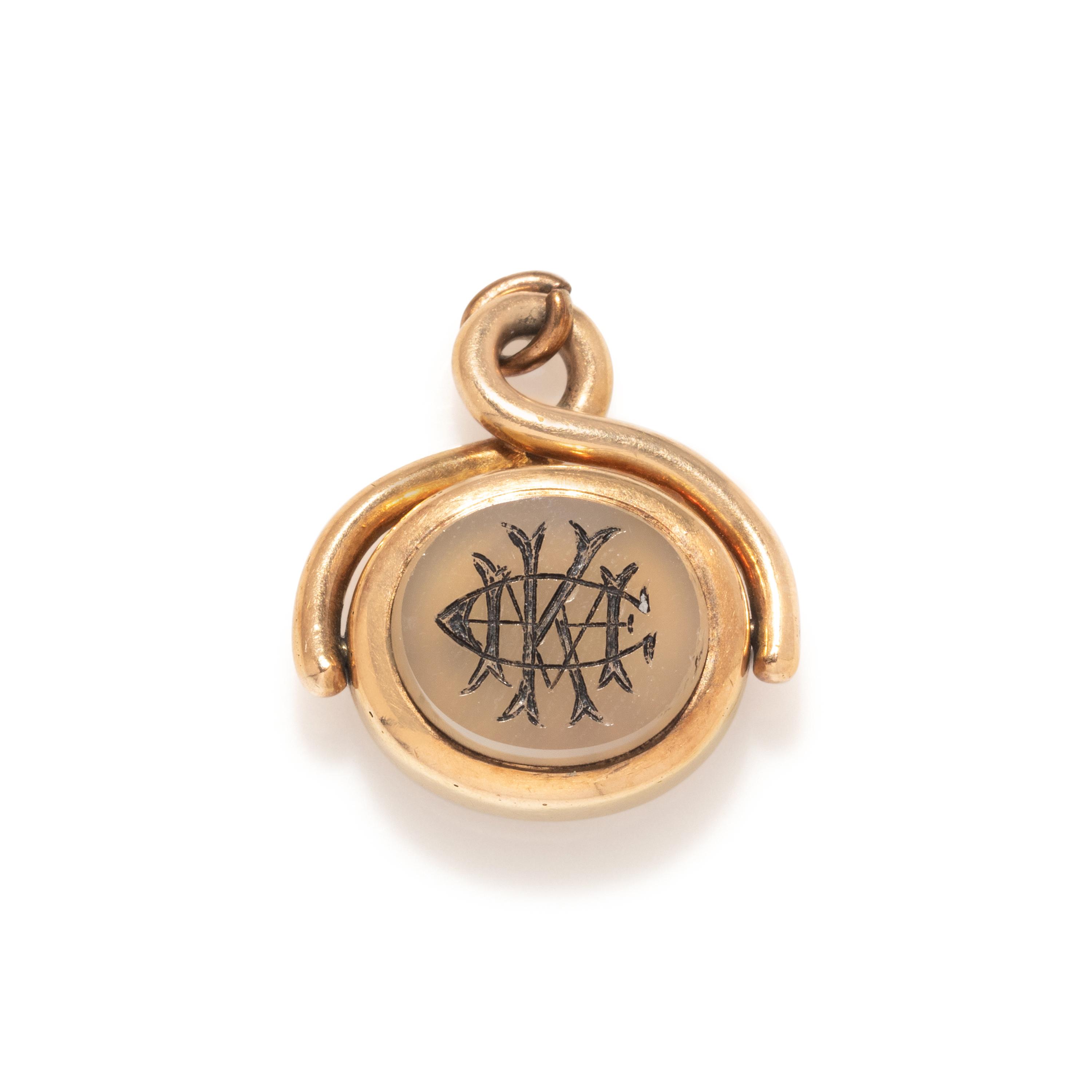A Roman Banded Agate with the Goddess Ceres — Set in a gold pendant