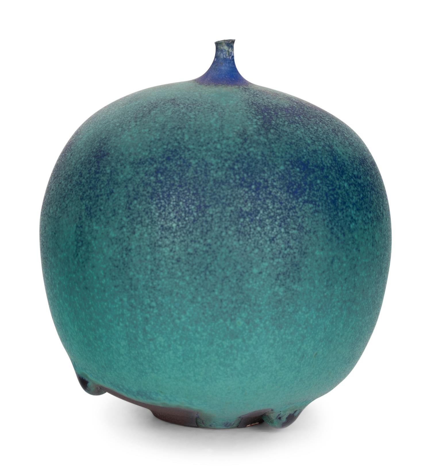 Feelie Vase
