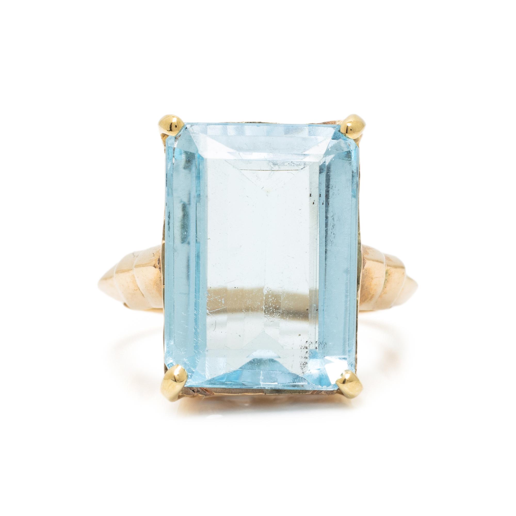 COLLECTION OF YELLOW GOLD AND MULTIGEM RINGS