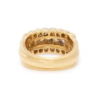 YELLOW GOLD AND DIAMOND RING