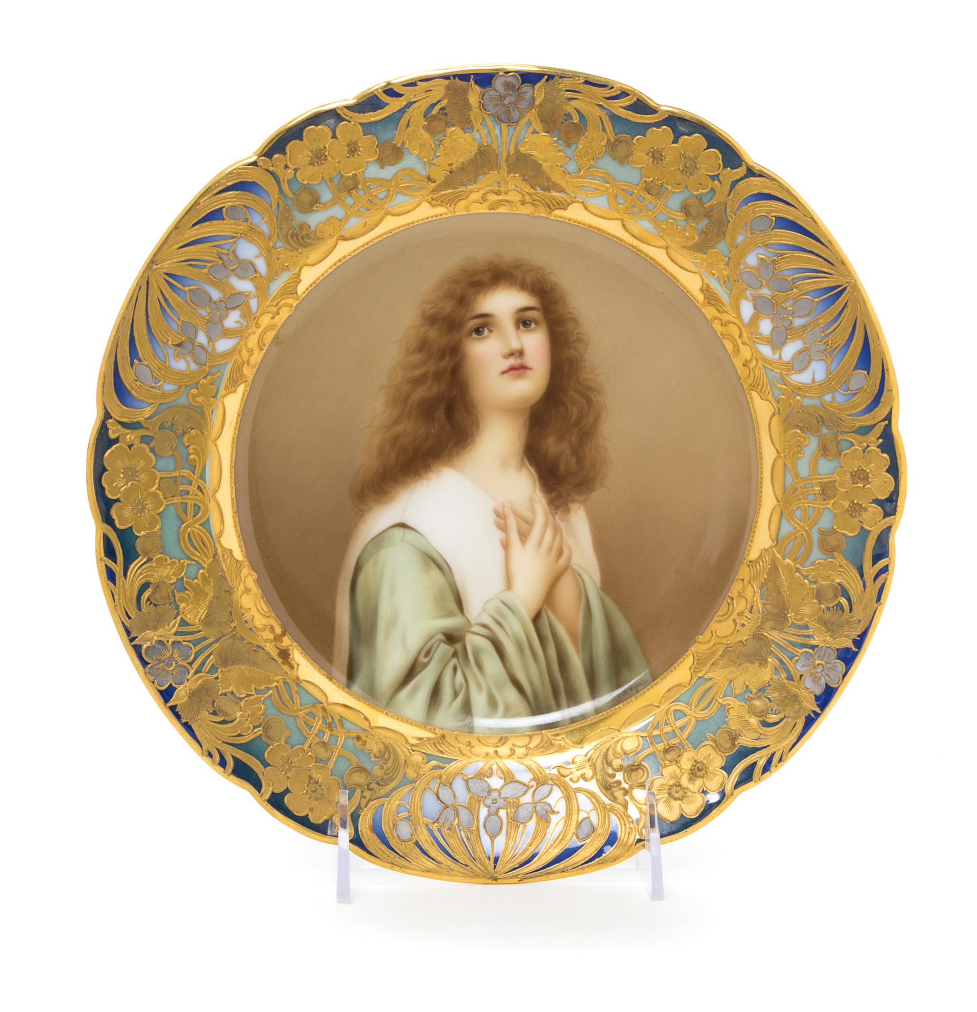 A Vienna Porcelain Cabinet Plate Diameter 9 3/4 inches.