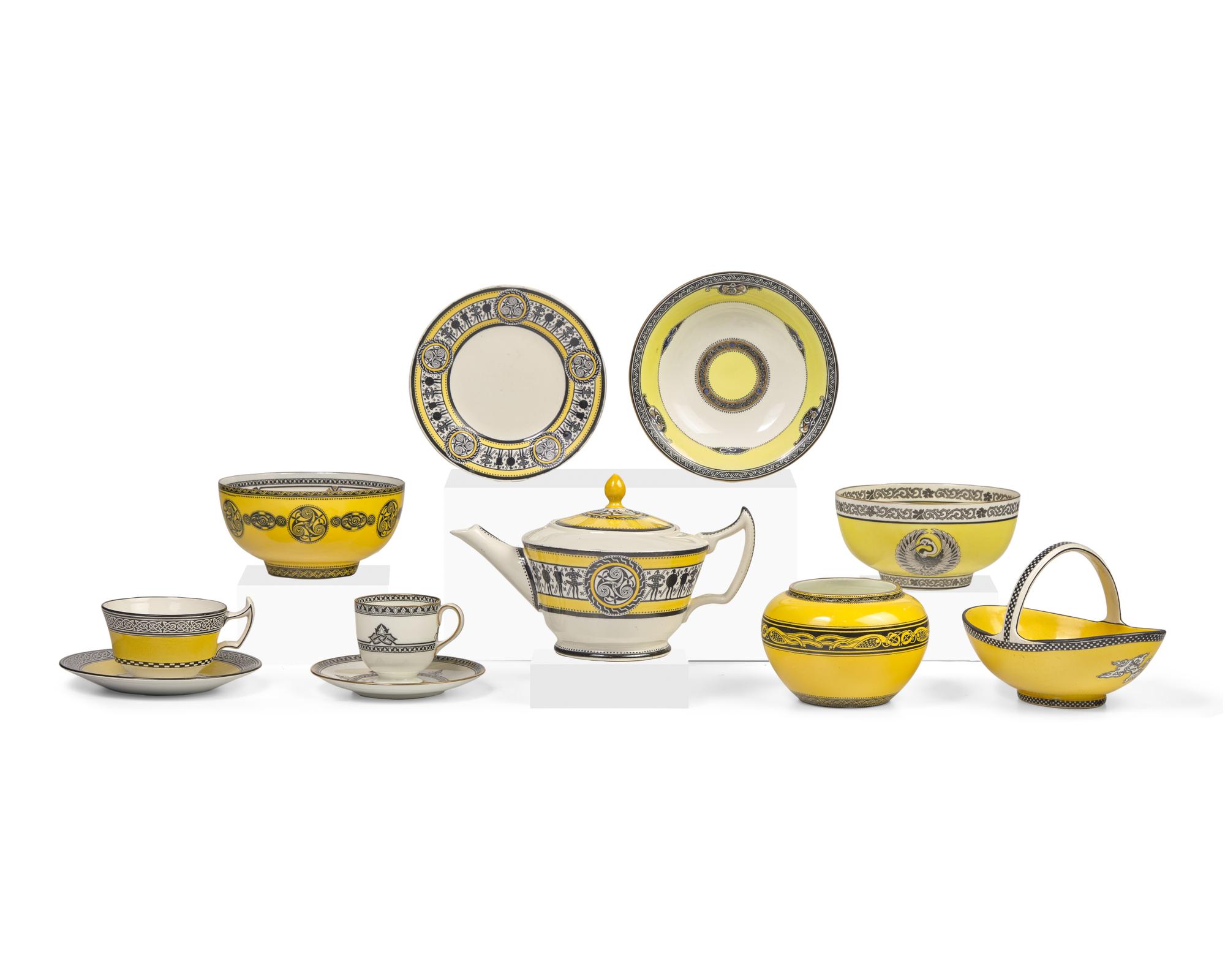A Group of Eleven Wedgwood Yellow and Black Etruria Decorated Table Articles