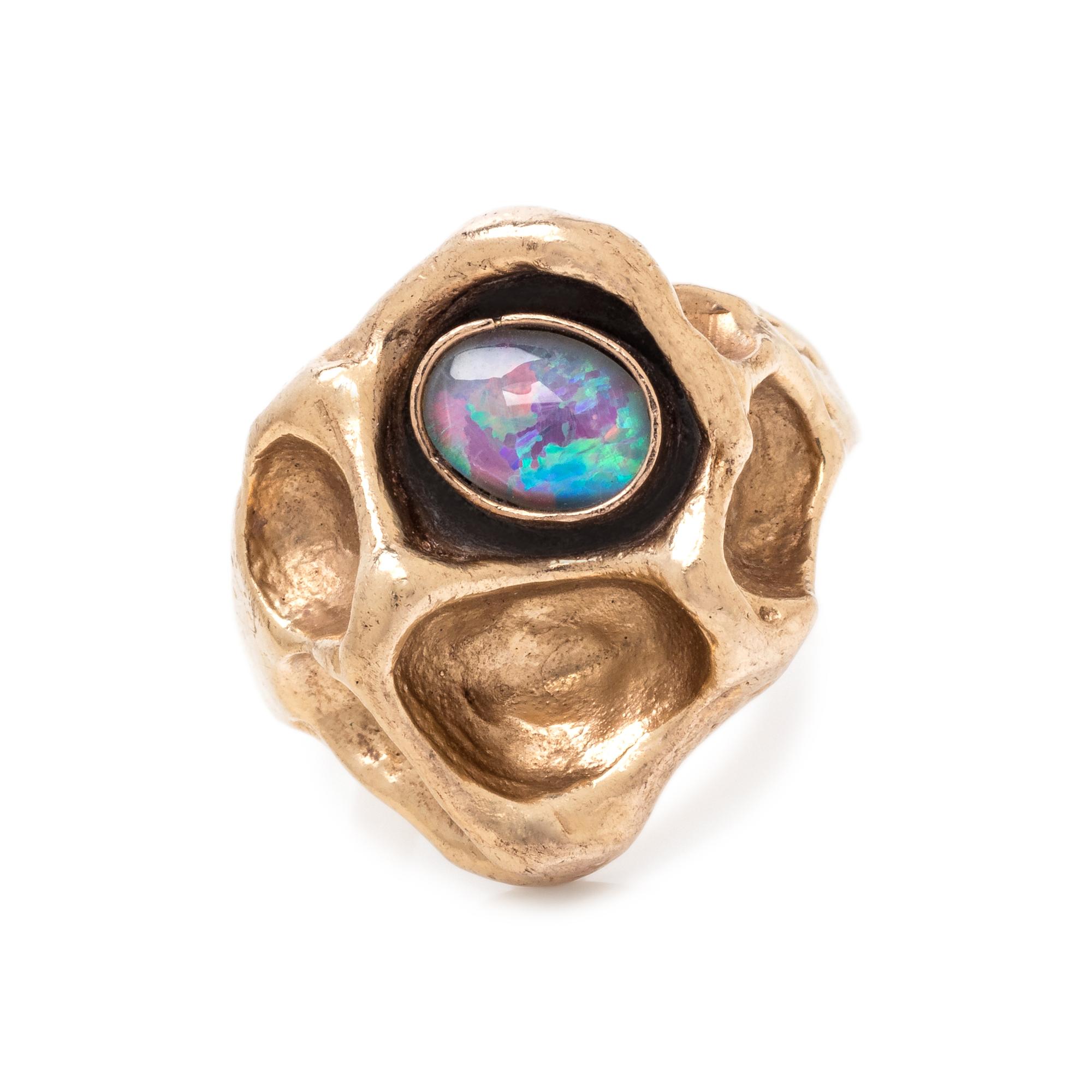 YELLOW GOLD AND OPAL DOUBLET RING