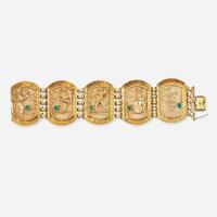 An 18K Yellow Gold and Emerald Bracelet