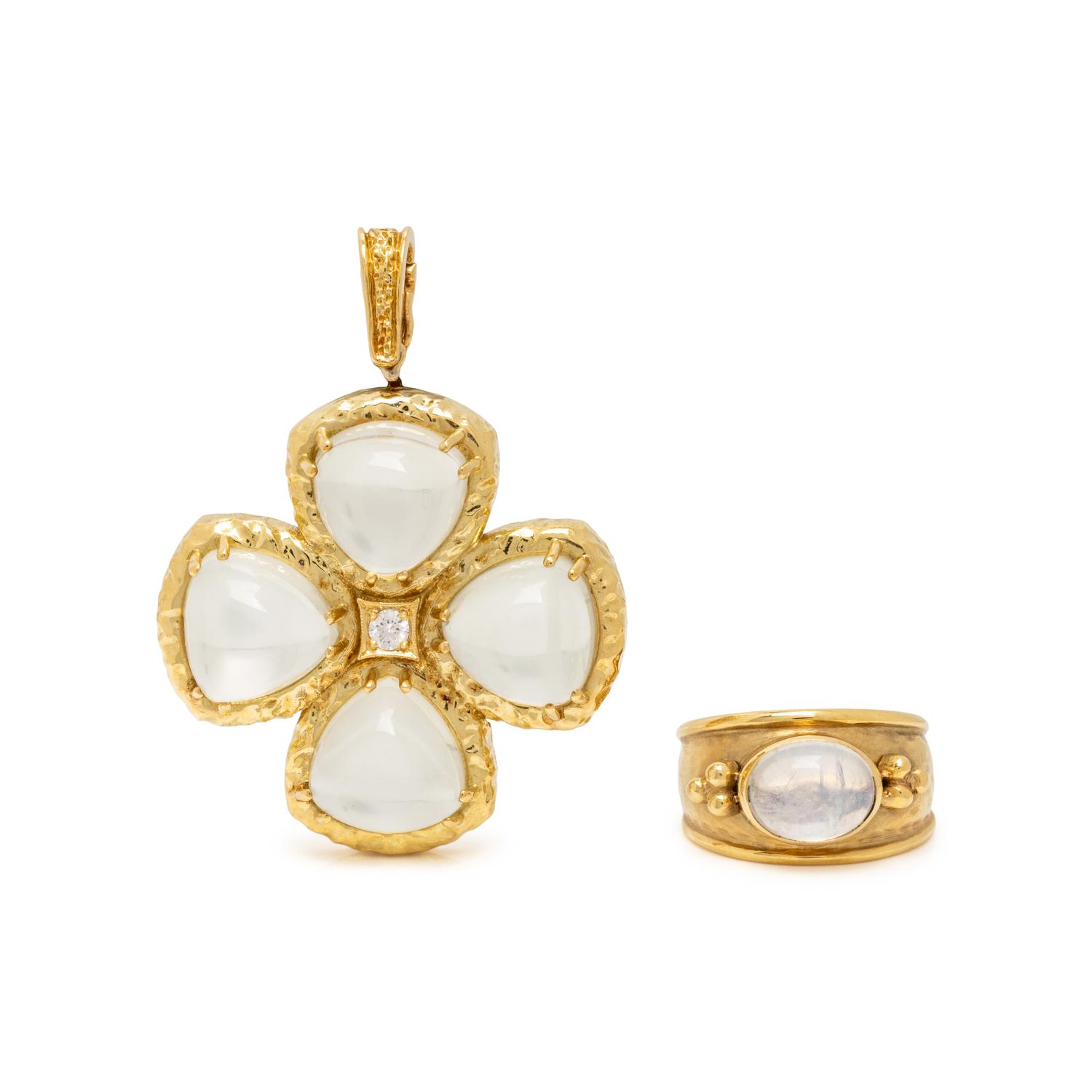 YELLOW GOLD AND MOONSTONE PENDANT/BROOCH AND RING