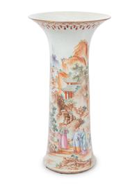 A Chinese Export Porcelain Vase