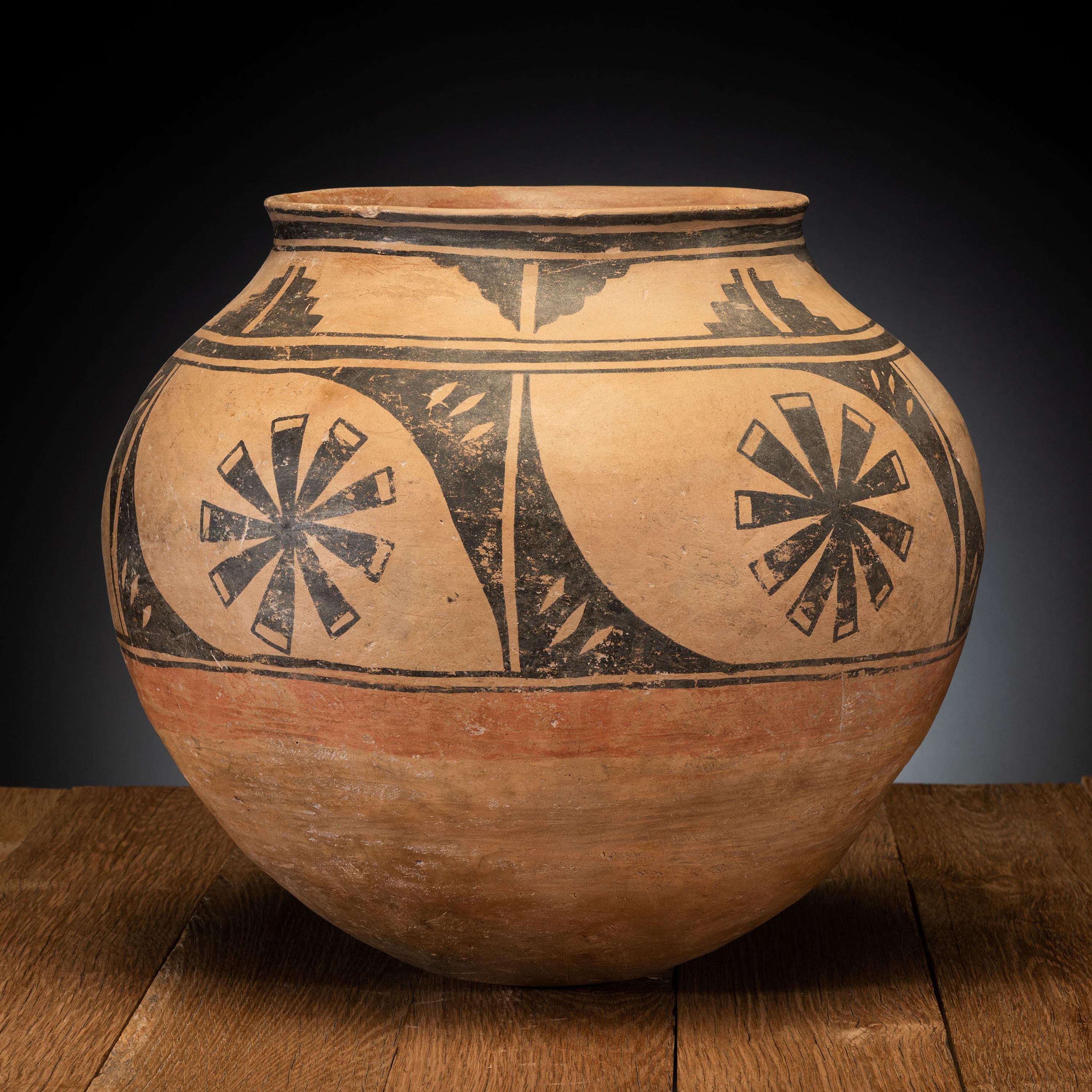 Kiua Storage Pottery Jar