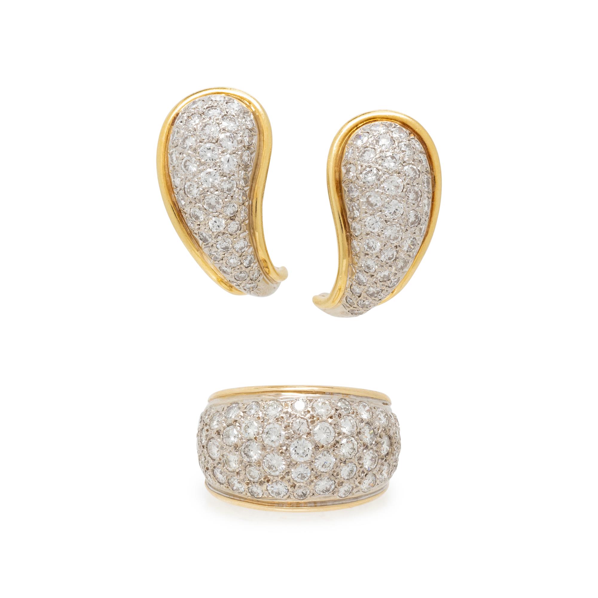 PAVÉ DIAMOND AND BICOLOR GOLD RING AND EARRINGS