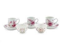A Small Collection of English Porcelain Cups and Saucers — C. 1780