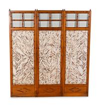 An English Three-Panel Folding Screen — 19TH/20TH CENTURY
