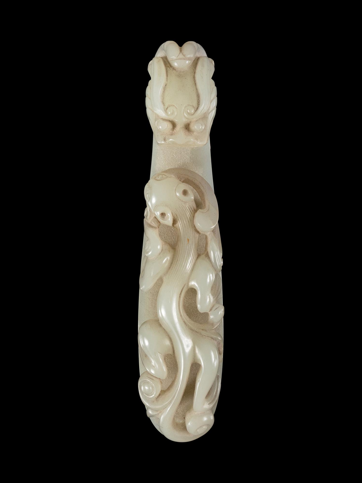 A Large White Jade 'Dragon' Belt Hook