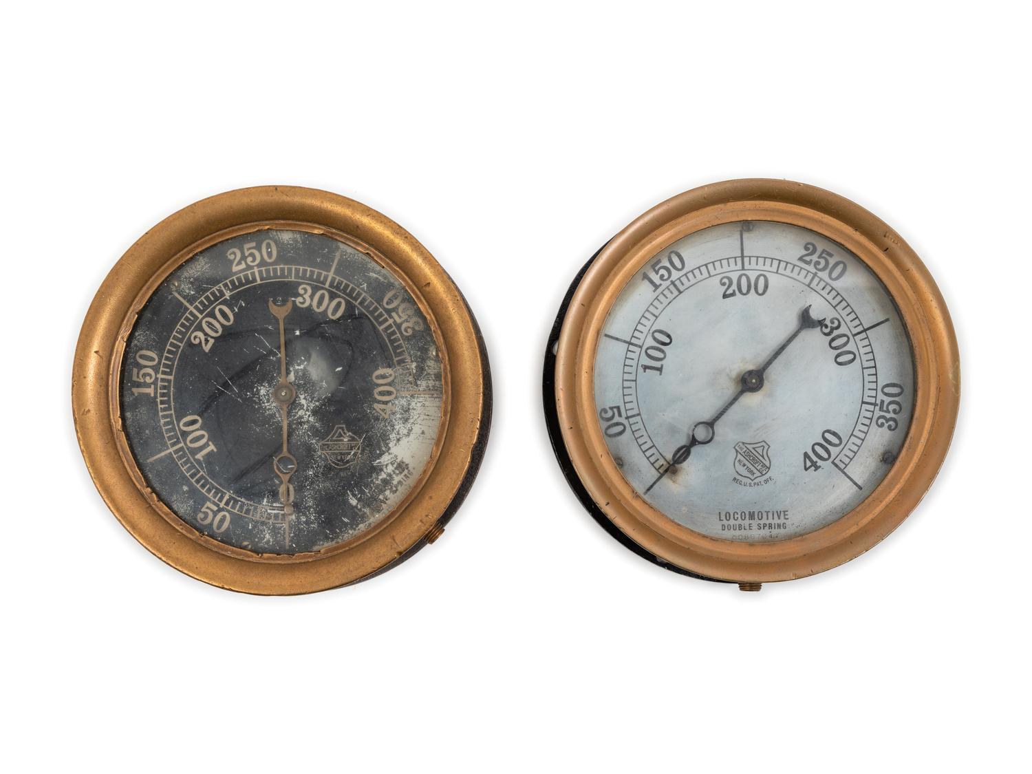 An Ashton Mfg Co., Brass Cased Pressure Gauge