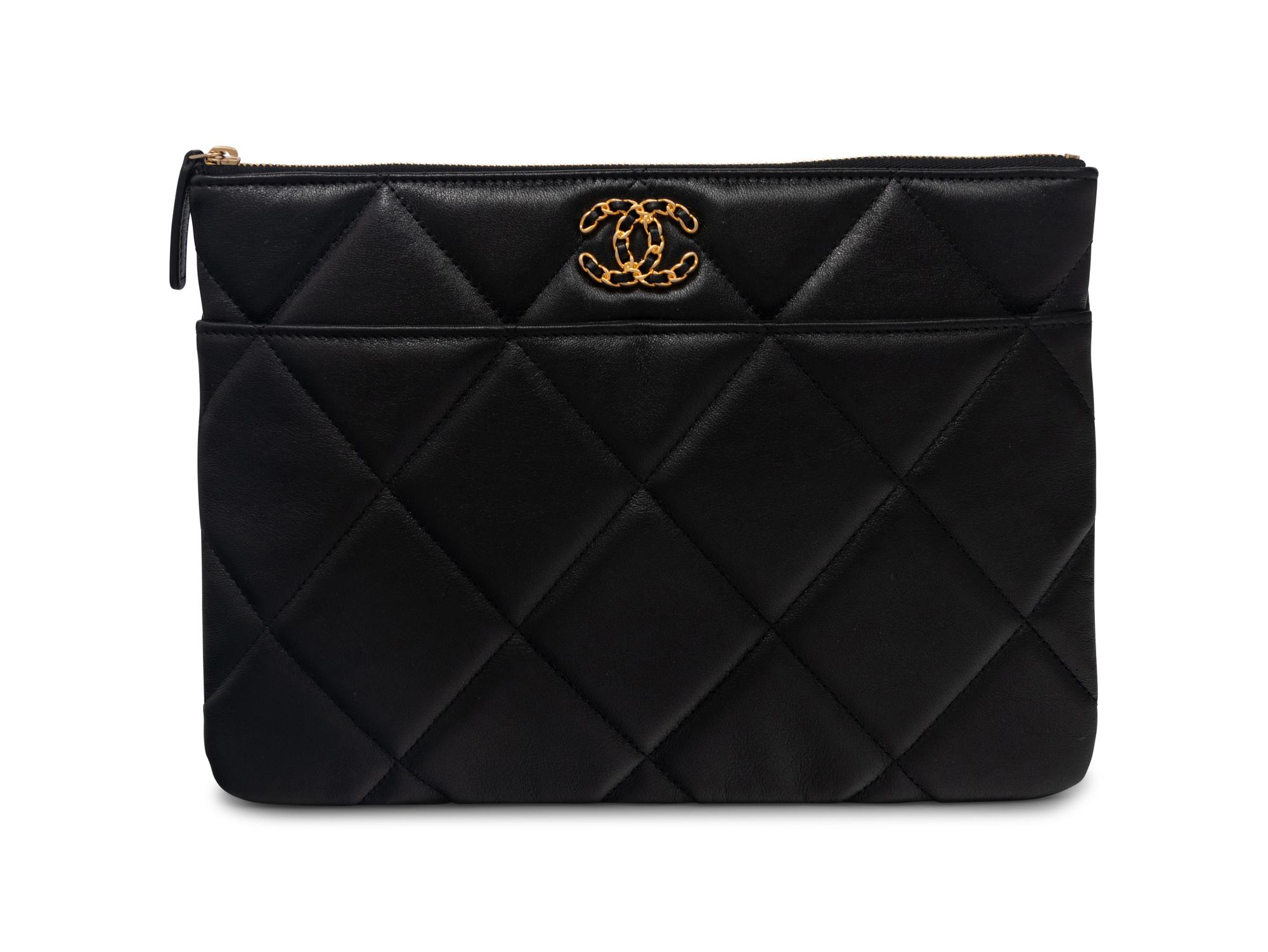Chanel CC Clutch in Black Lambskin, 2019