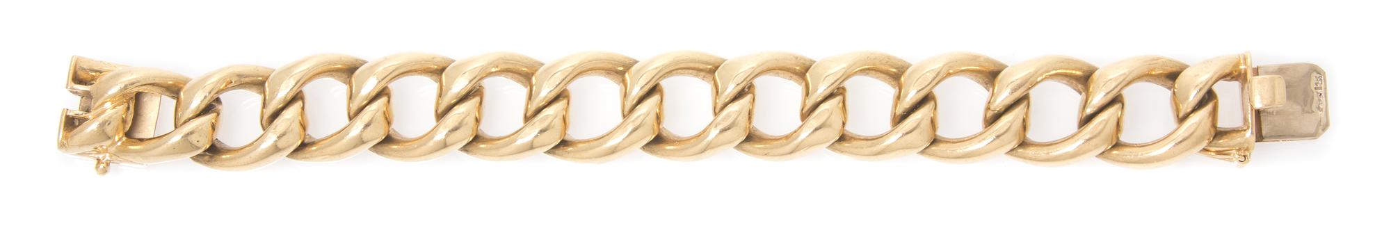 A 14 Karat Yellow Gold Link Bracelet, 63.30 dwts.