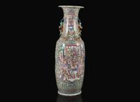 A massive Chinese export famille rose-decorated vase, second half 19th century 外銷瓷粉彩大瓶 十九世紀
