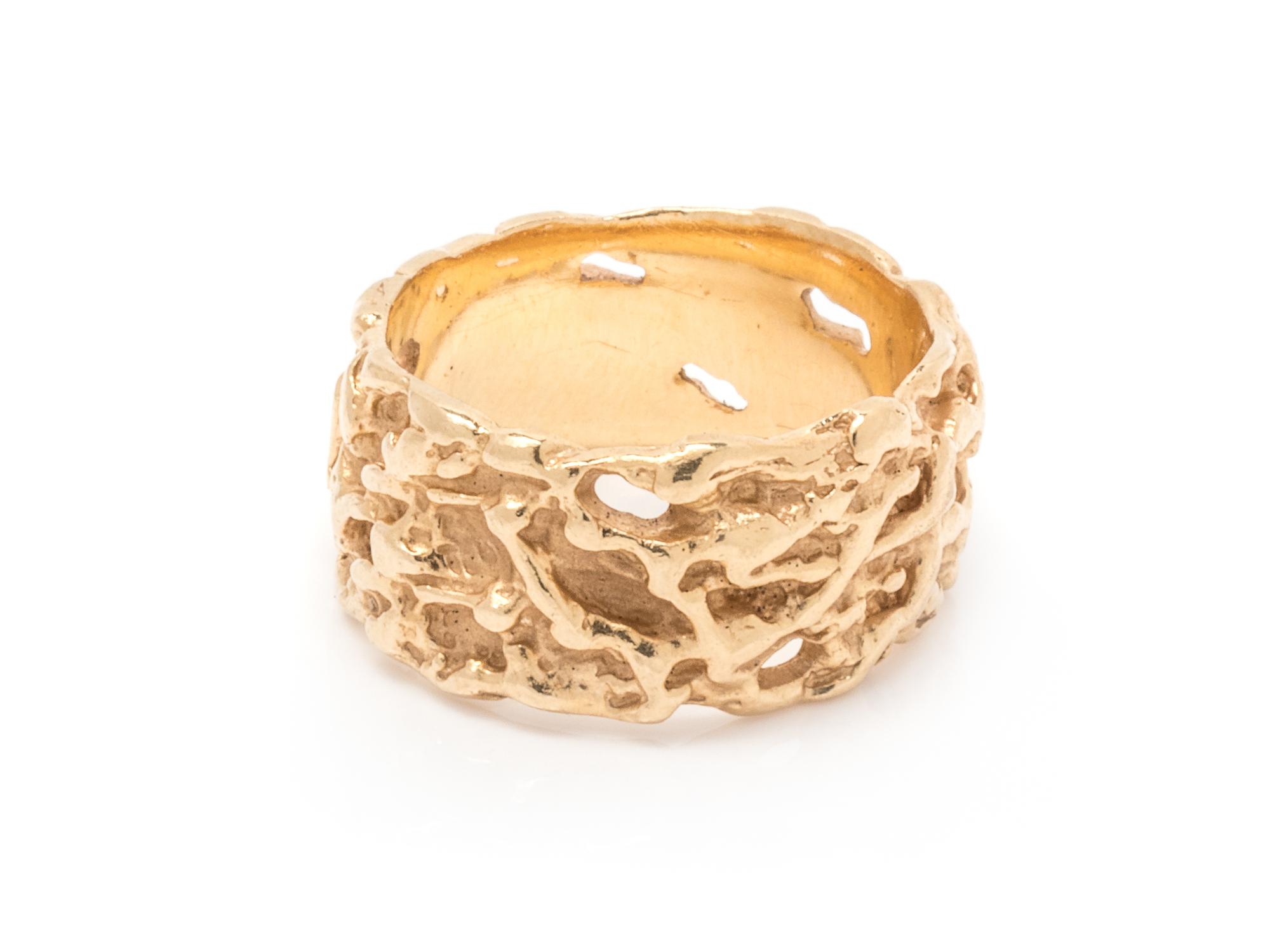 A 14 Karat Yellow Gold Ring,