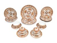 A Collection of Chinese Export Brown Fitzhugh Porcelain — LATE 18TH CENTURY