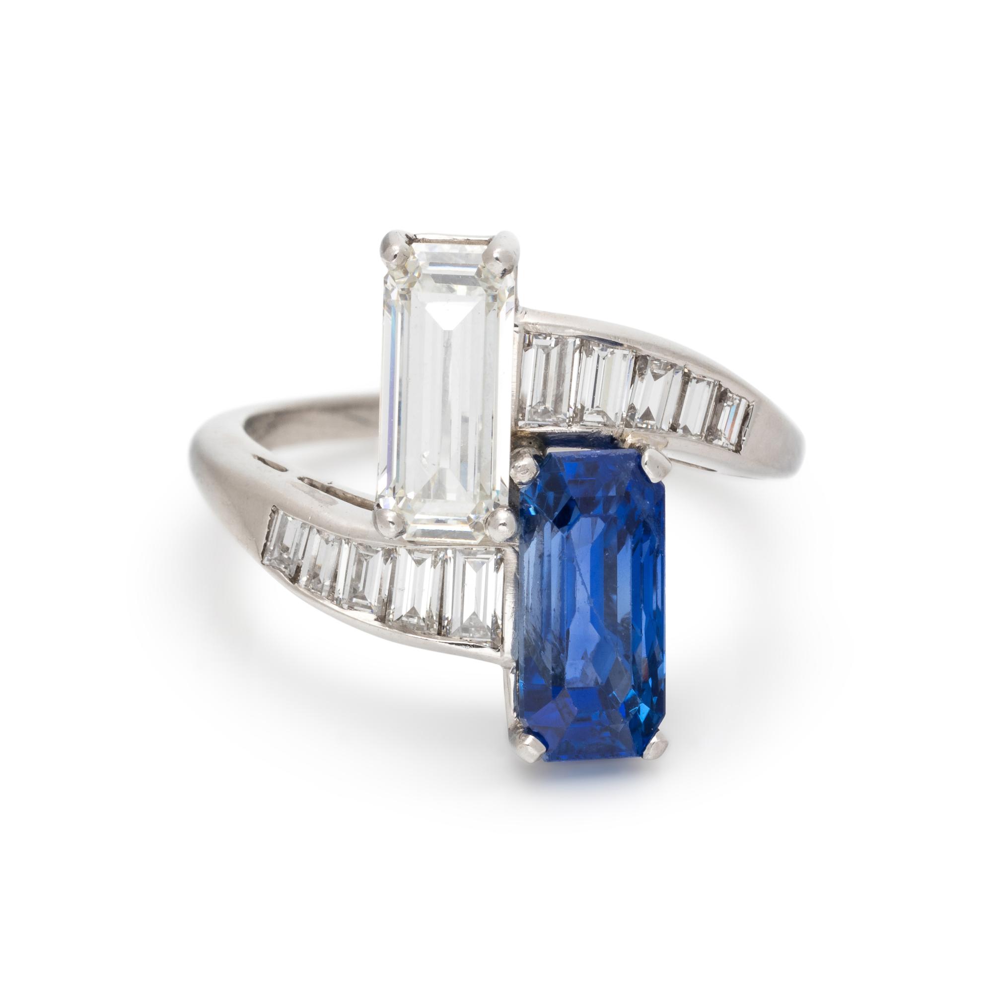 DIAMOND AND SAPPHIRE 'TOI ET MOI' RING