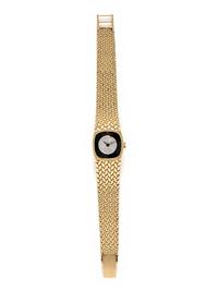 BAUME & MERCIER, YELLOW GOLD AND DIAMOND WATCH