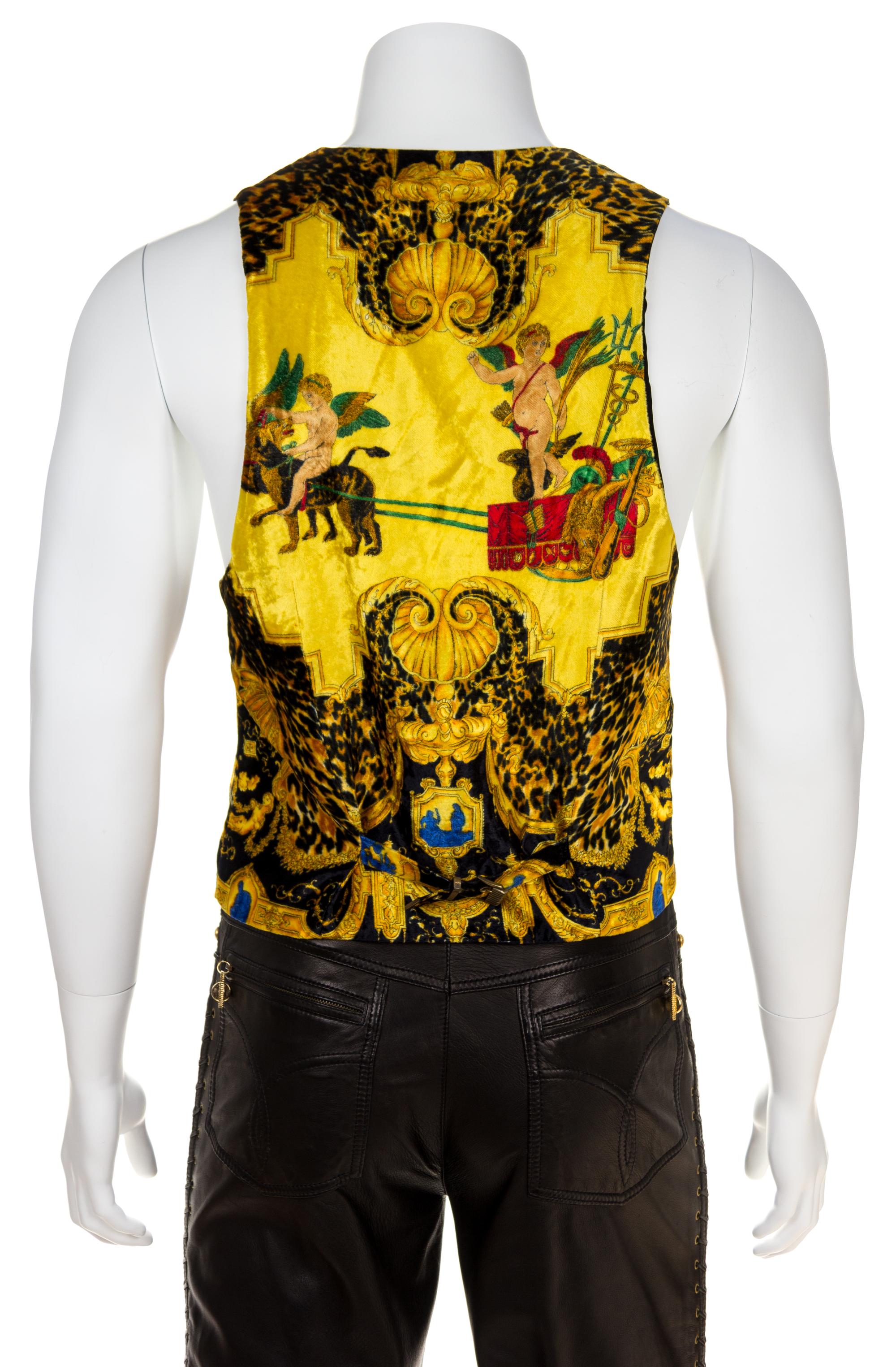 A Gianni Versace Velvet Men's Vest, Size 48.