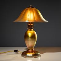 Table lamp