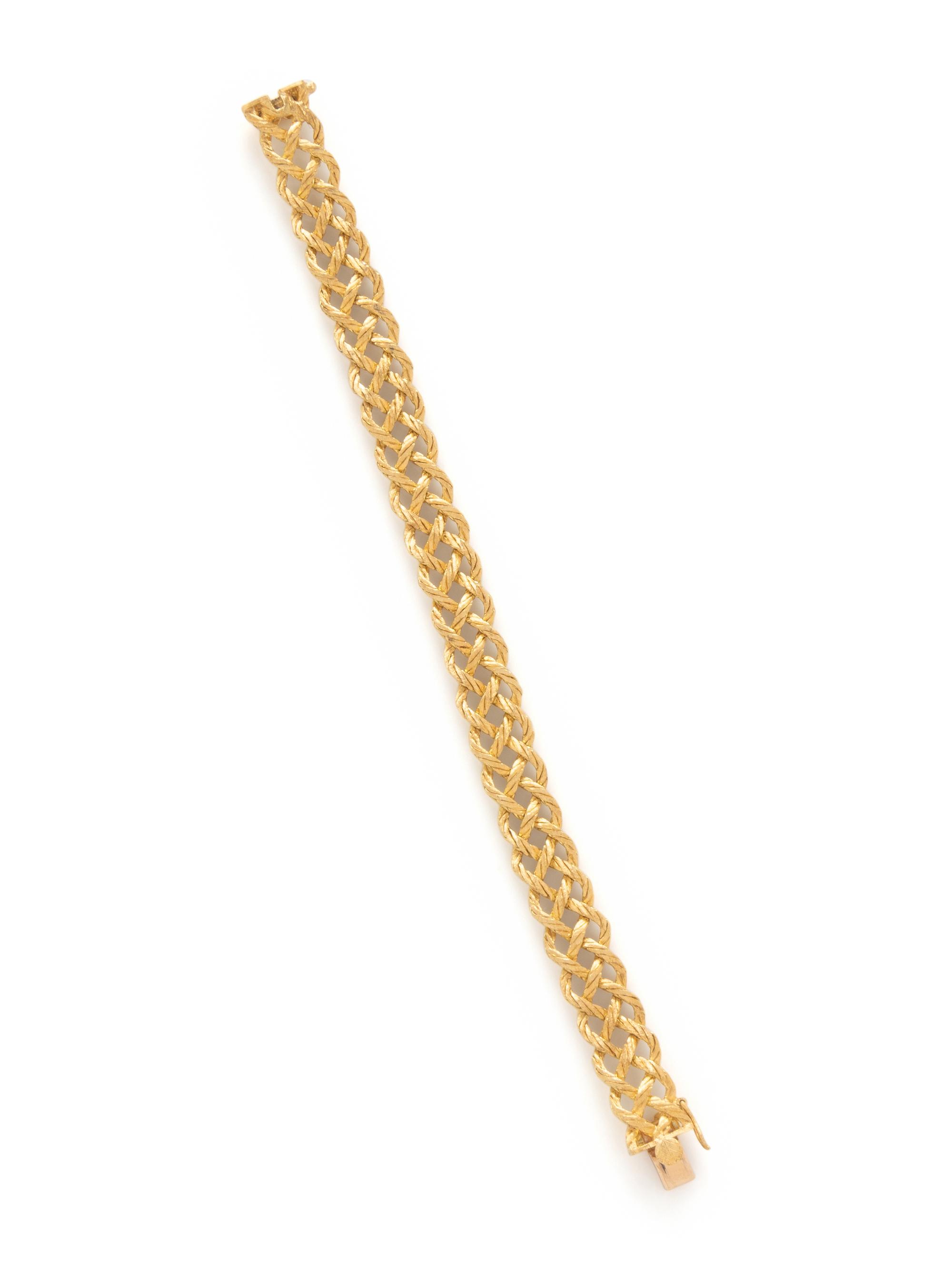 BUCCELLATI, YELLOW GOLD 'CREPE DE CHINE' BRACELET