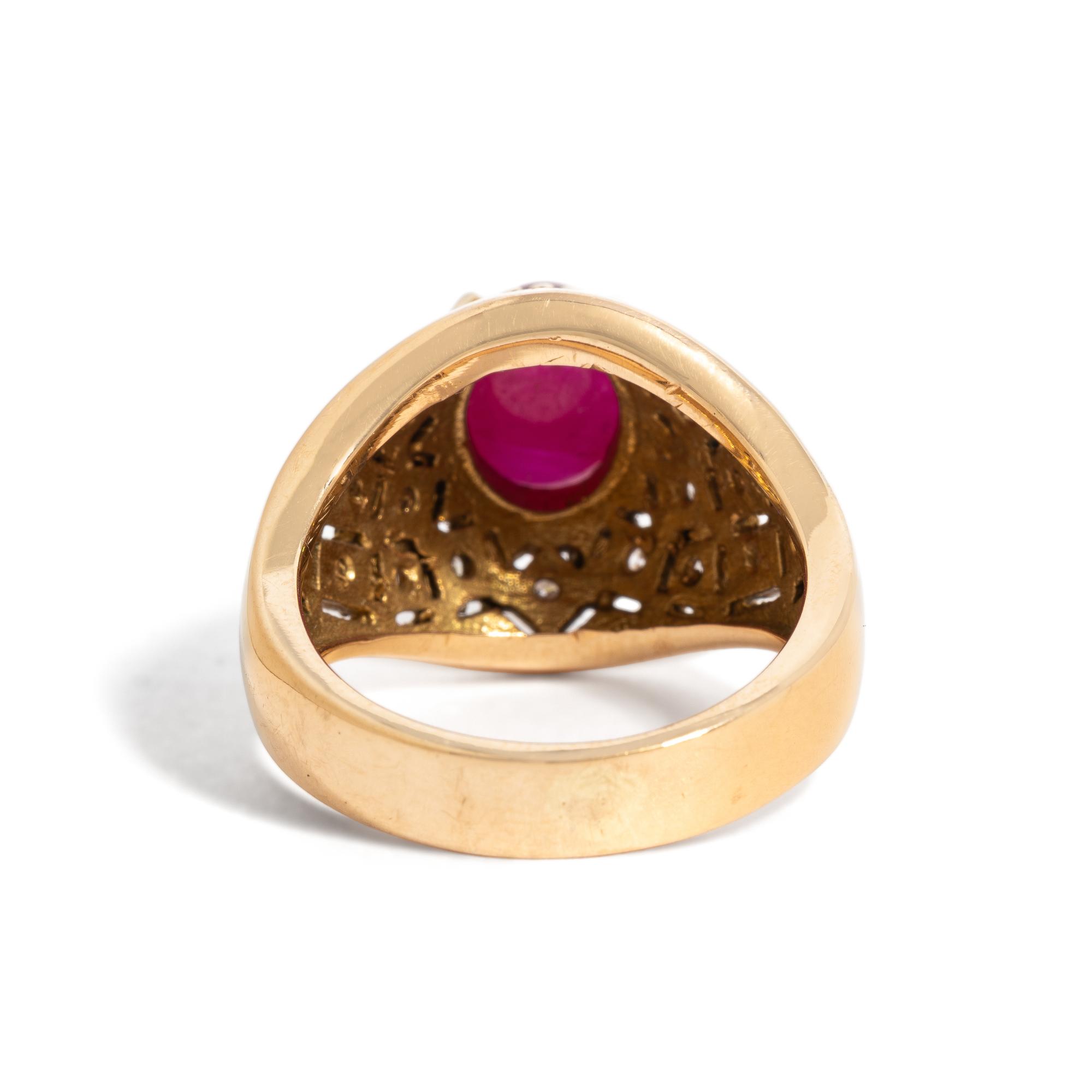 RUBY AND YELLOW GOLD RING