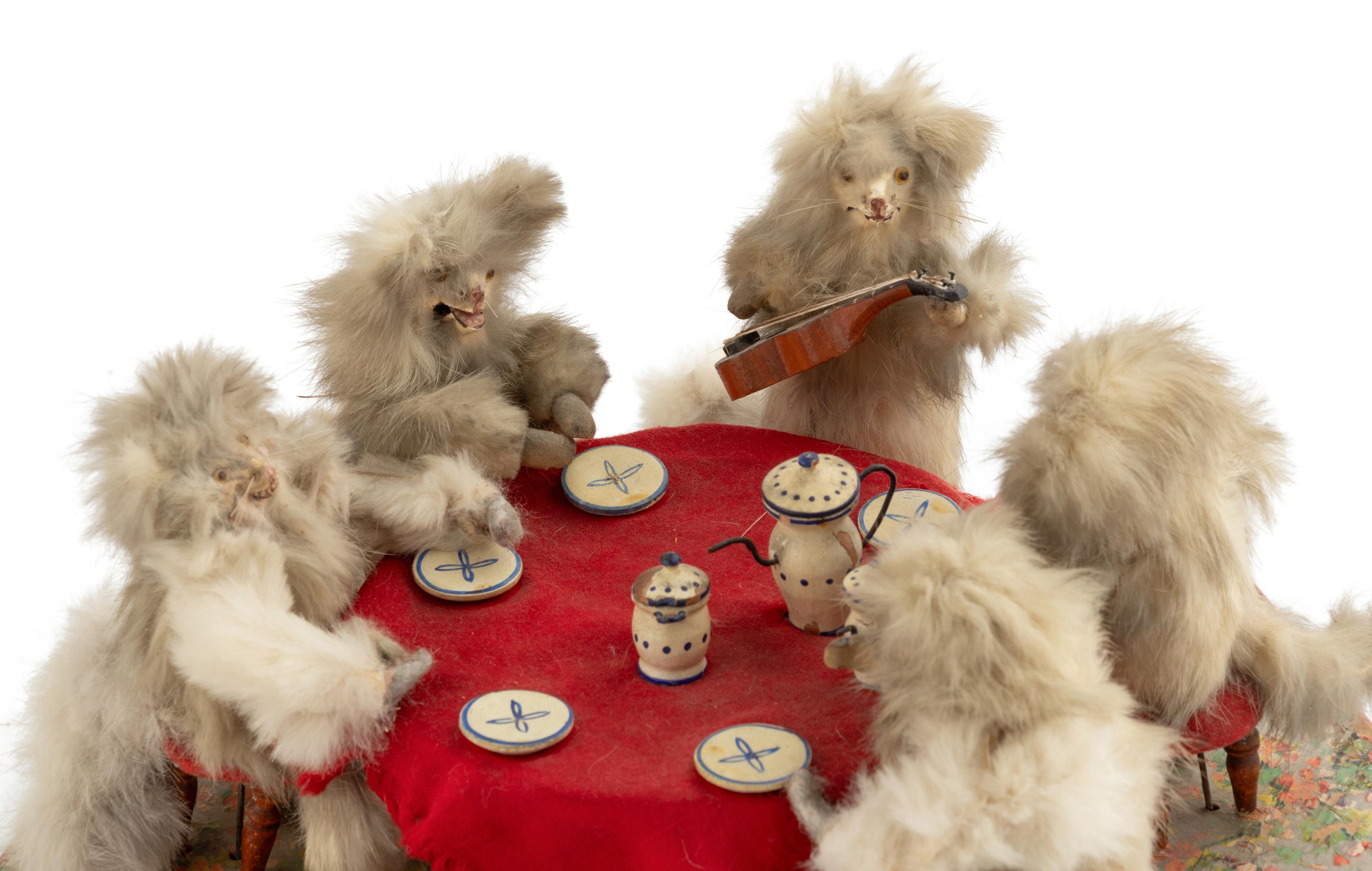 Two Cat-Themed Manivelle Automata