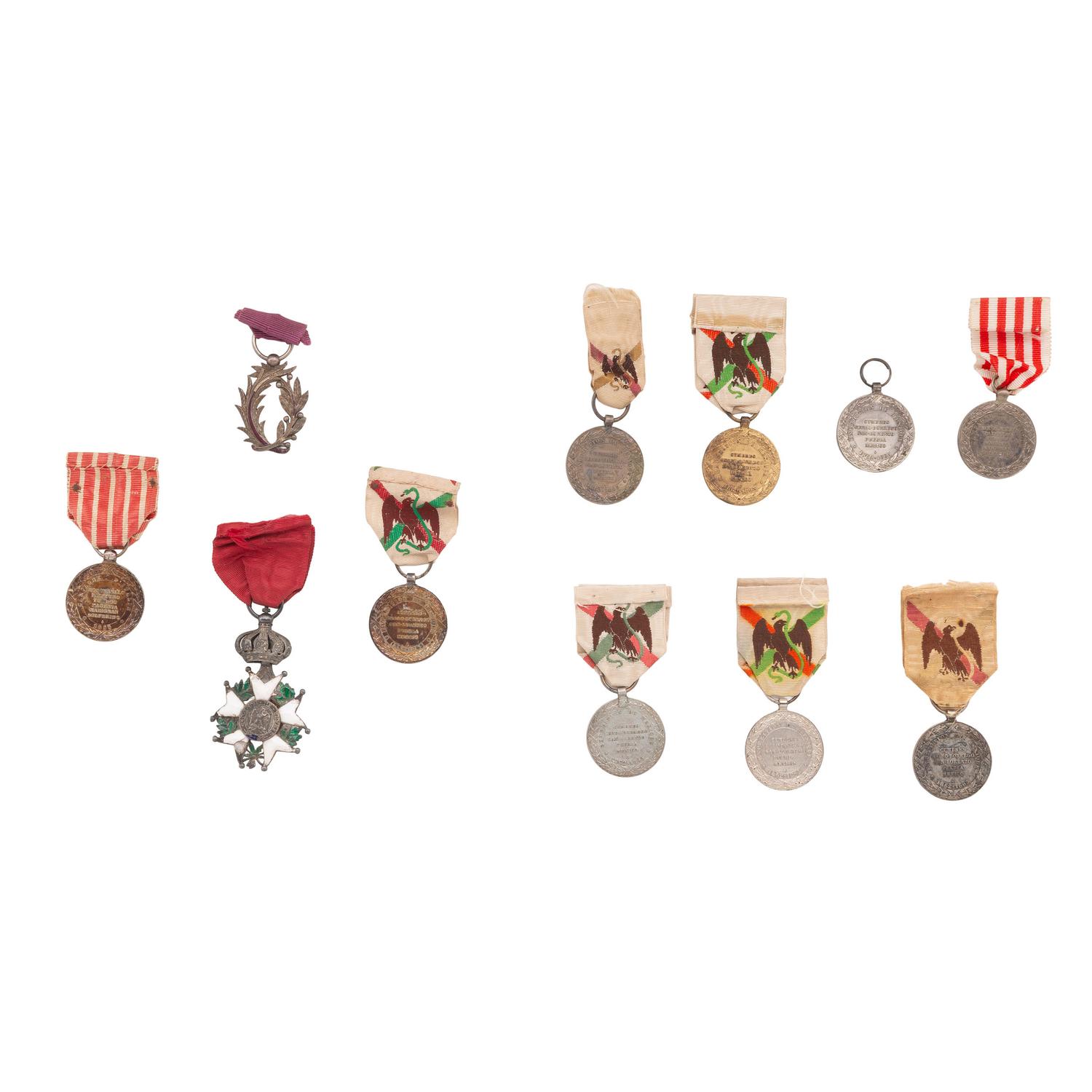 [Militaria] 11 medals related to the 19th century French invasion of Mexico.