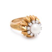 YELLOW GOLD, CULTURED PEARL AND DIAMOND RING