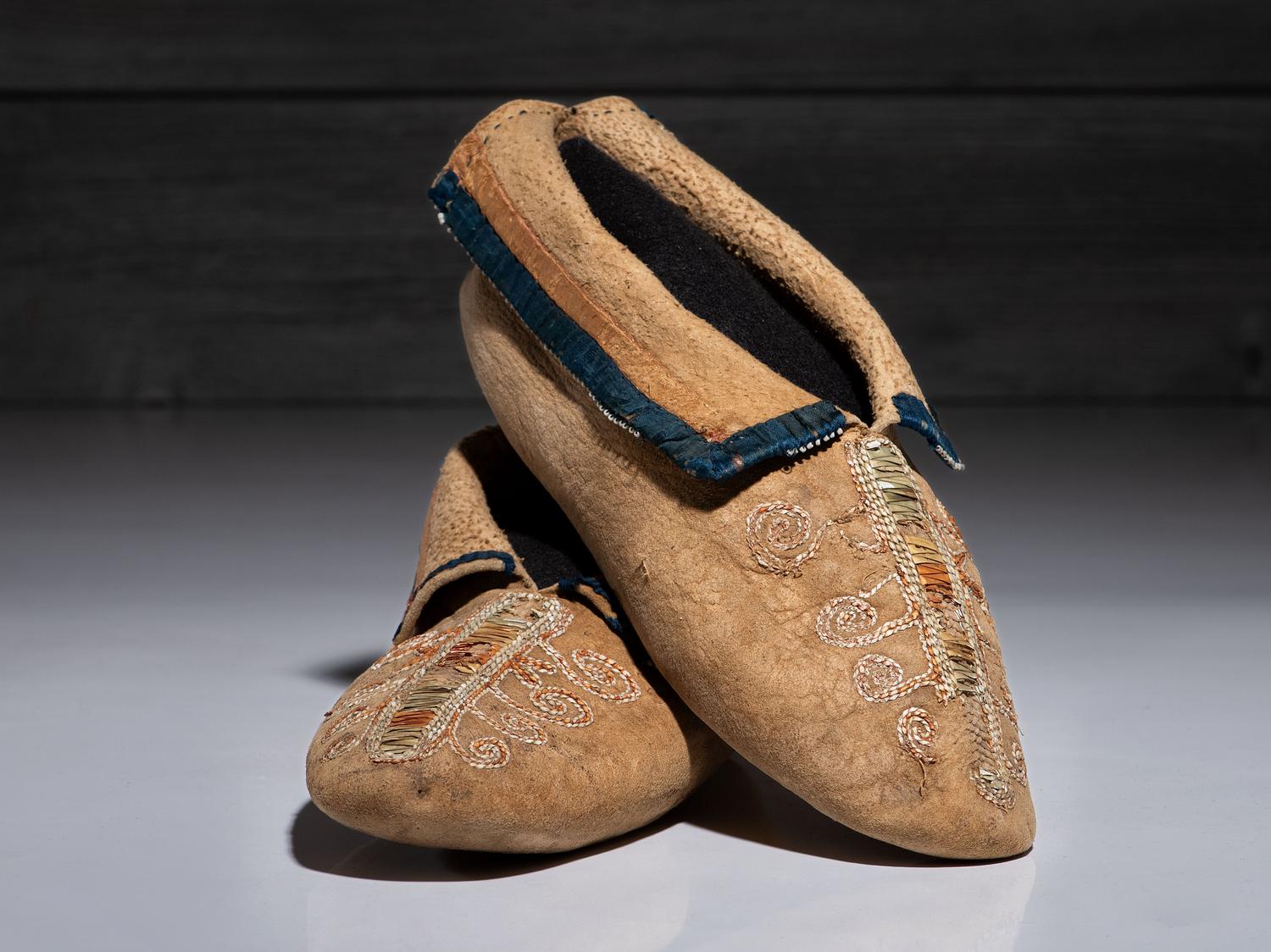 Seneca Quilled Hide Moccasins