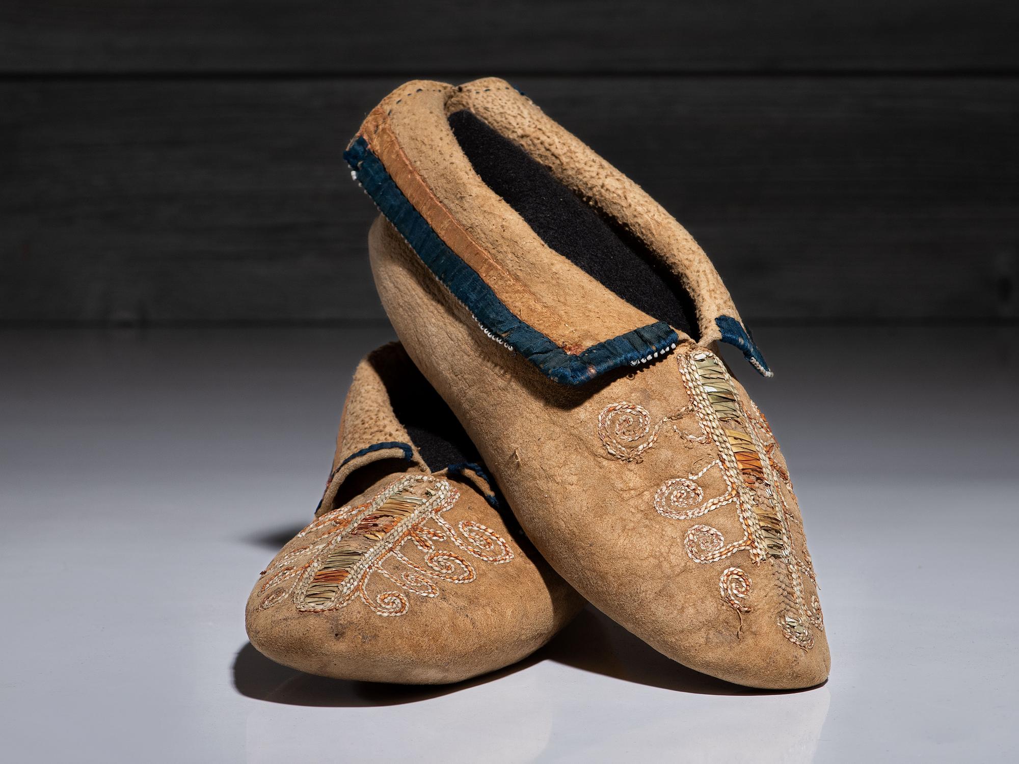 Seneca Quilled Hide Moccasins